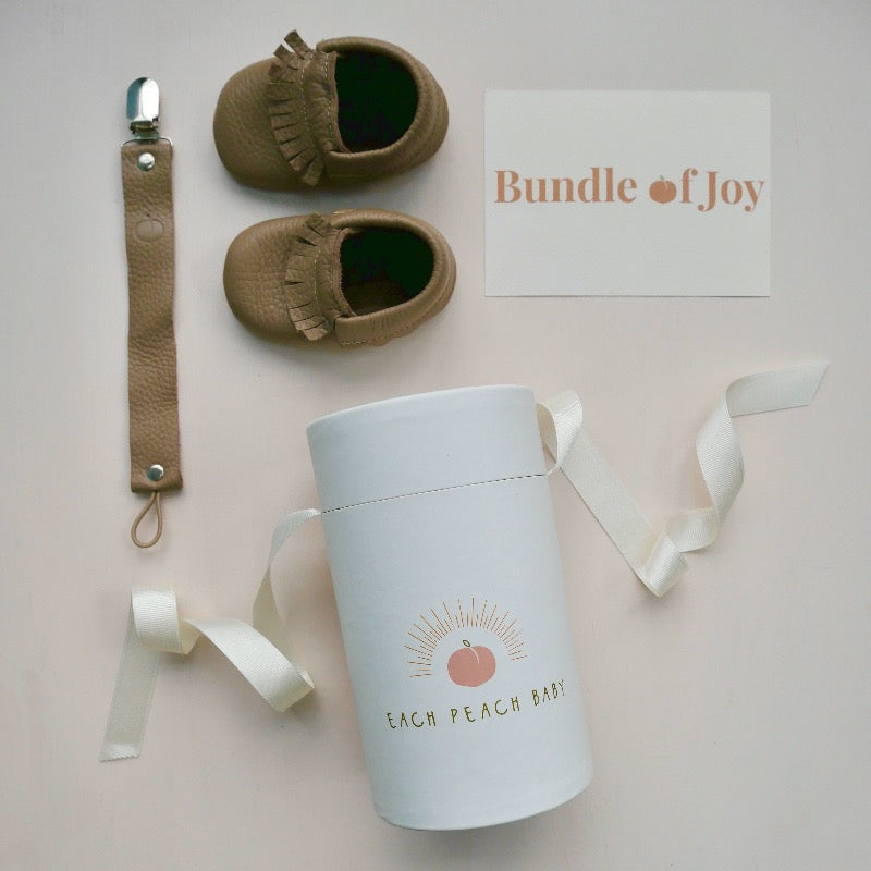 Style baby gift box with brown soft sole Fawn baby shoes and matching organic leather dummy clip in brown 