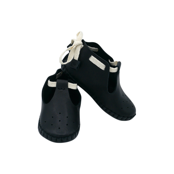 Eaglet Leather Moccasin soft sole Baby Boots in black with laces