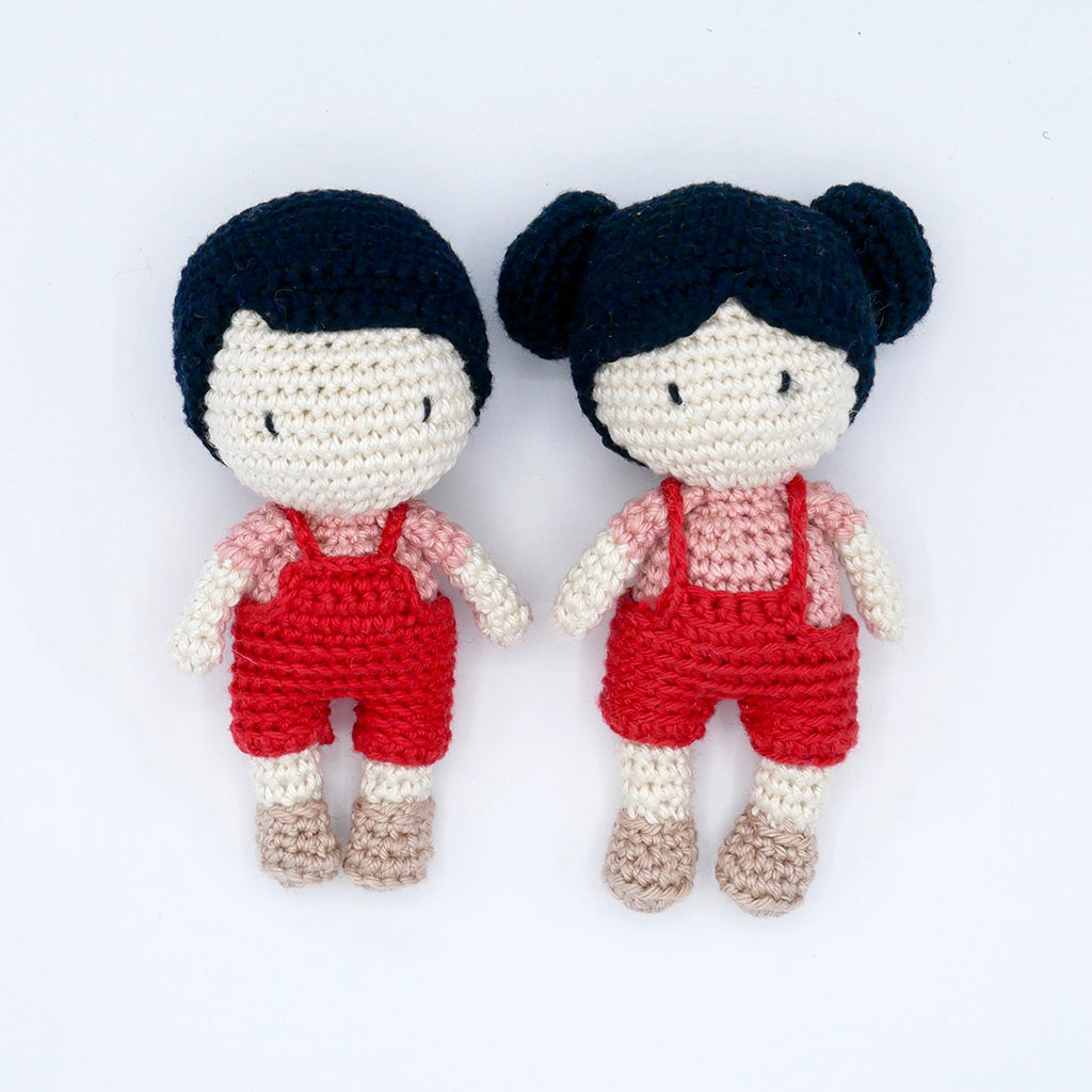 Pocket Peach dolls called Pip and Poppi in organic cotton crochet